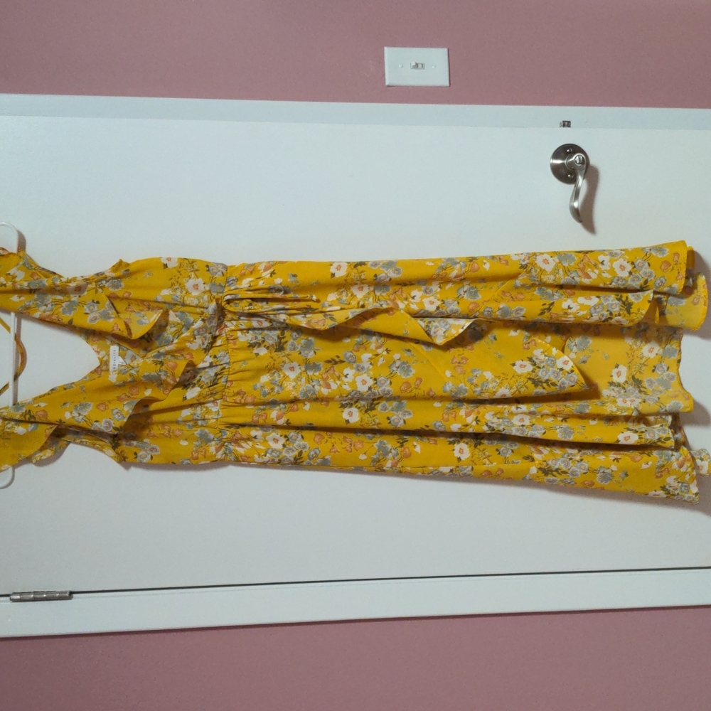 Yellow floral dress, Socialite size medium